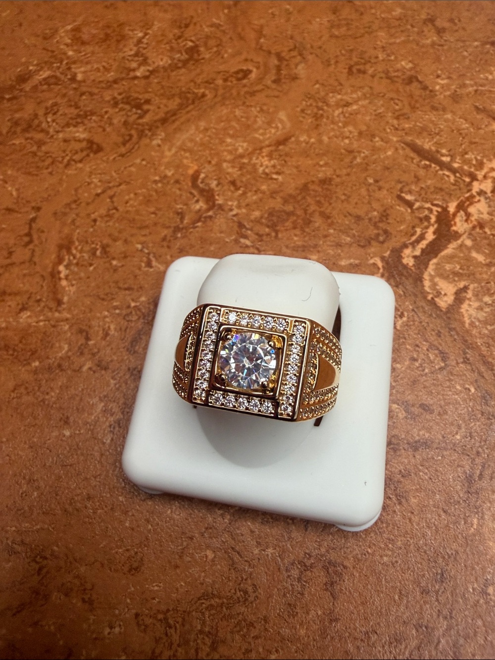 Men’s Rose Gold Ring w/CZ Stones - Size 8